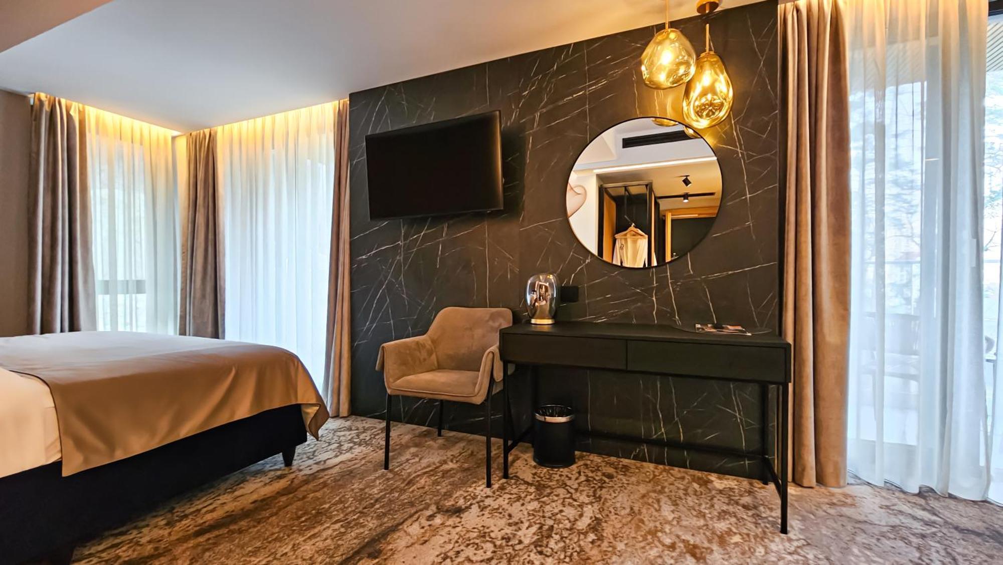 Hotel Bucura Călimăneşti Extérieur photo